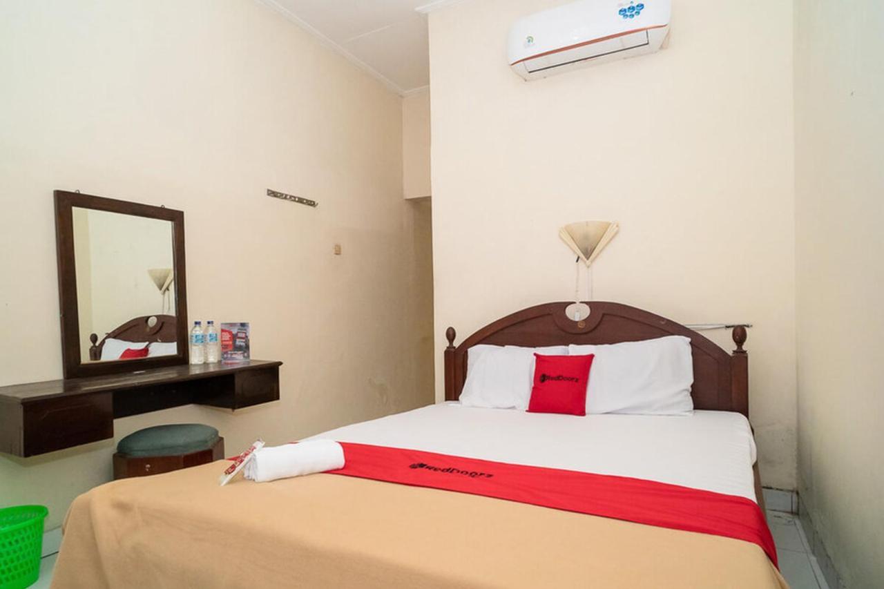 Hotel Reddoorz Near Kampus 3 Uty Yogyakarta Extérieur photo