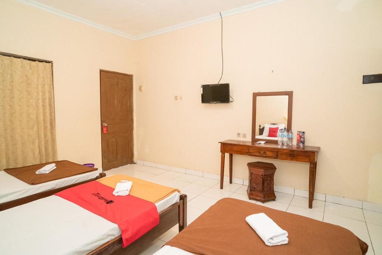 Hotel Reddoorz Near Kampus 3 Uty Yogyakarta Extérieur photo