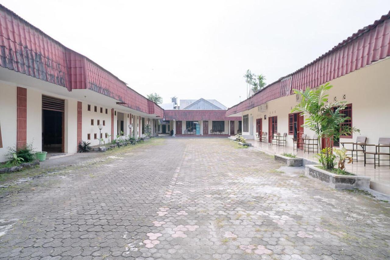 Hotel Reddoorz Near Kampus 3 Uty Yogyakarta Extérieur photo