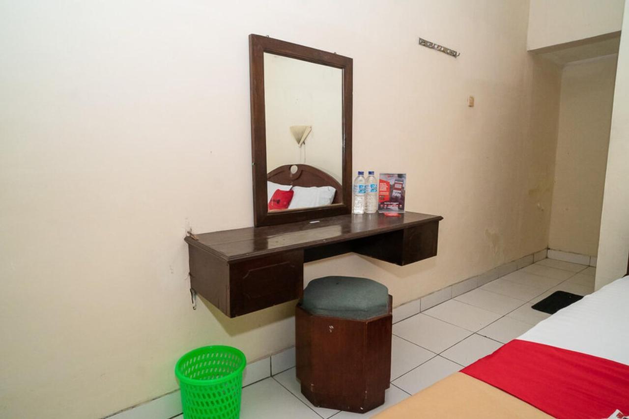 Hotel Reddoorz Near Kampus 3 Uty Yogyakarta Extérieur photo