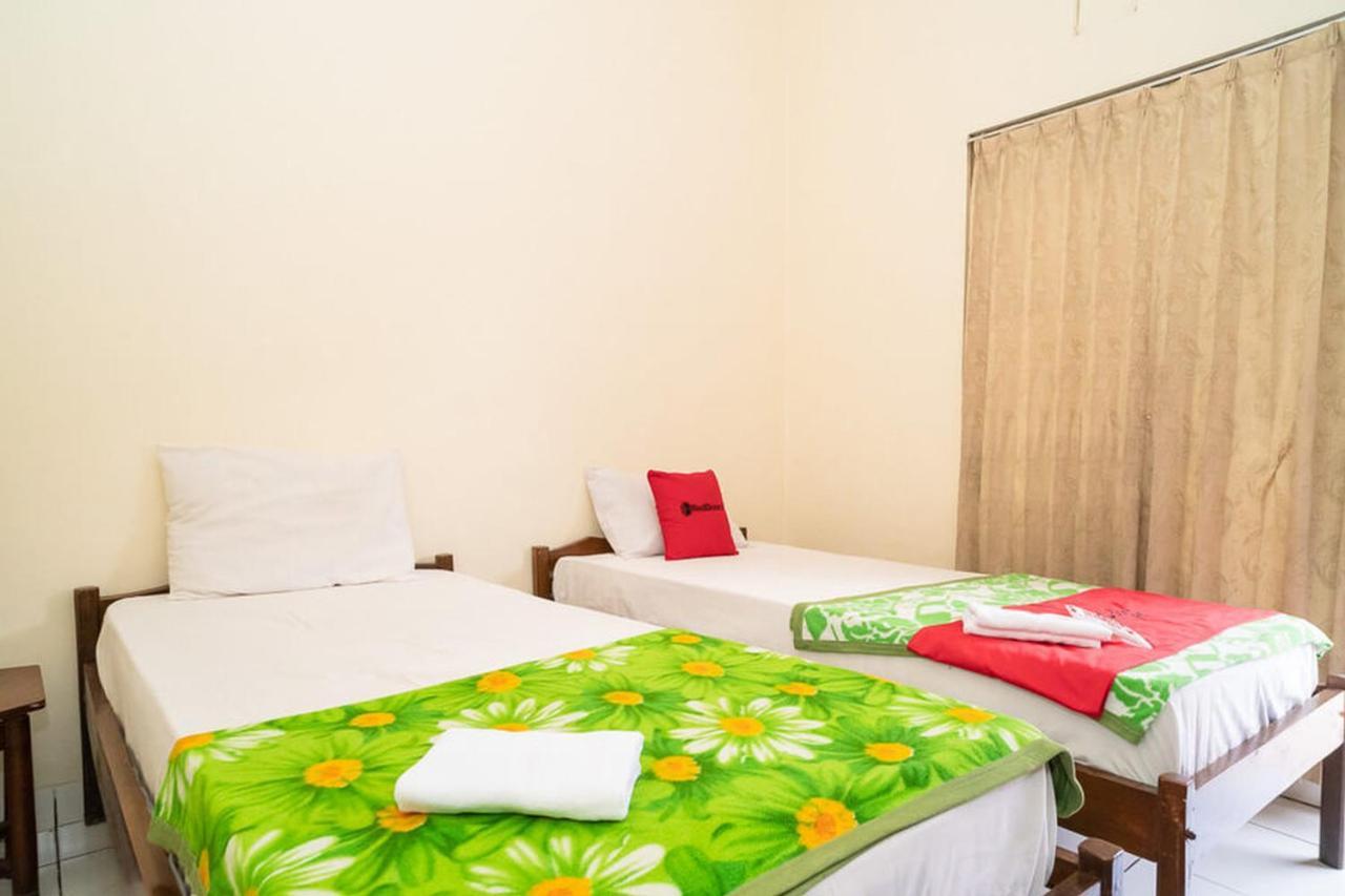 Hotel Reddoorz Near Kampus 3 Uty Yogyakarta Extérieur photo