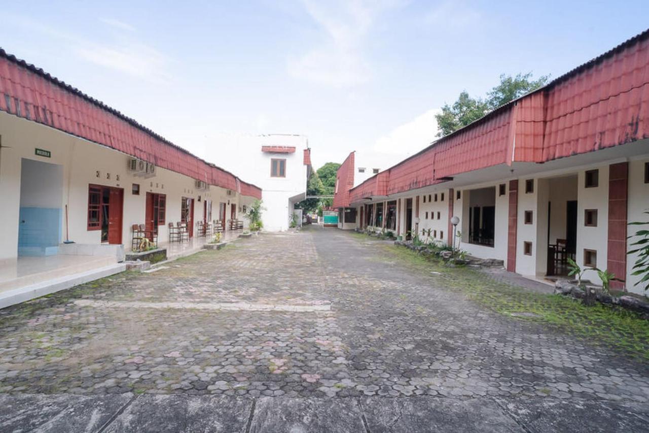 Hotel Reddoorz Near Kampus 3 Uty Yogyakarta Extérieur photo