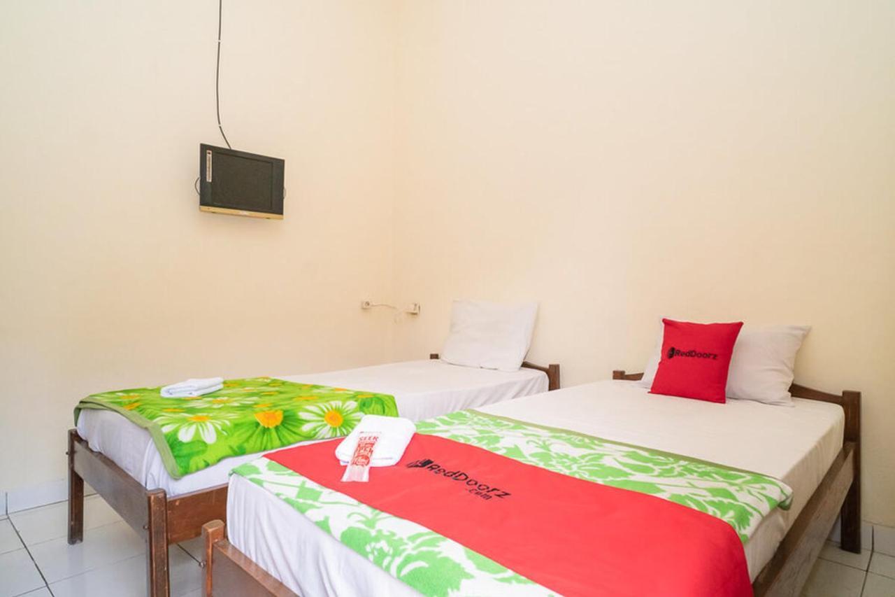 Hotel Reddoorz Near Kampus 3 Uty Yogyakarta Extérieur photo