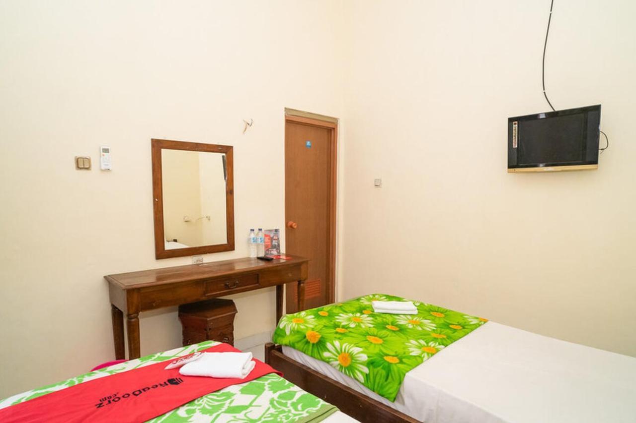 Hotel Reddoorz Near Kampus 3 Uty Yogyakarta Extérieur photo